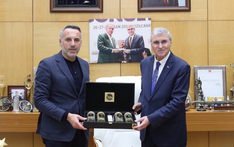 Başkan Yüce: Sakarya’yı hep birlikte geleceğe hazırlayacağız Başkan Yüce: Sakarya’yı hep birlikte geleceğe hazırlayacağız