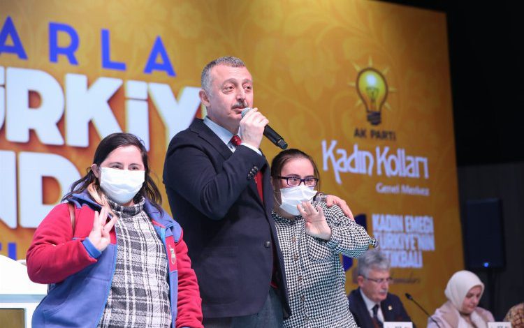 “Tayyip Amca seni görmek istiyoruz” “Tayyip Amca seni görmek istiyoruz”