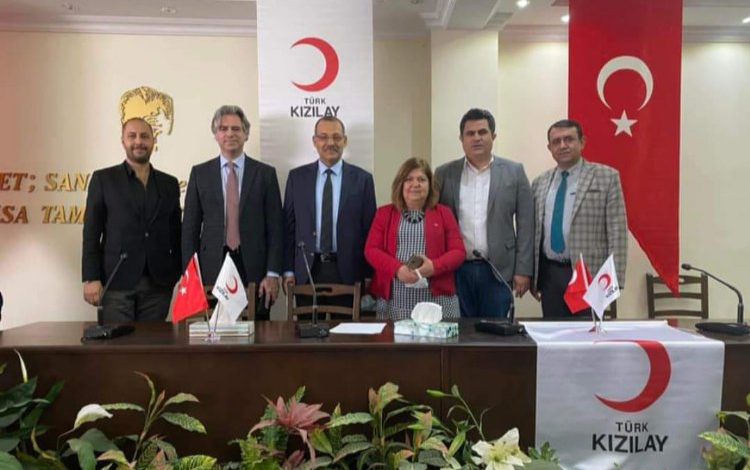 İzmir Gaziemir Kızılay’da Dinçel, güven tazeledi İzmir Gaziemir Kızılay’da Dinçel, güven tazeledi