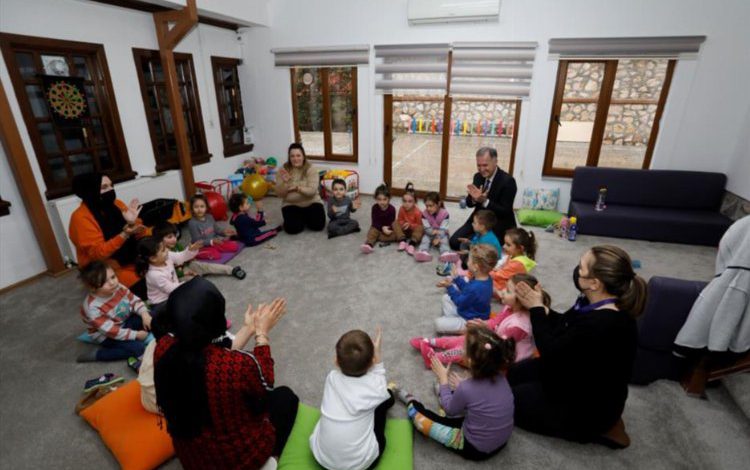 Bursa İnegöl’de Beşinci Mevsim Kreşi hizmete girdi