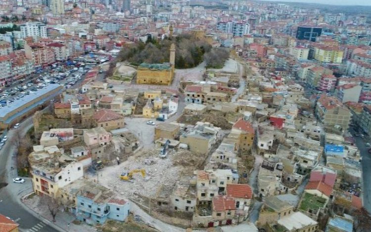 Niğde Kalesi Bölgesi Koruma Projesi başladı Niğde Kalesi Bölgesi Koruma Projesi başladı