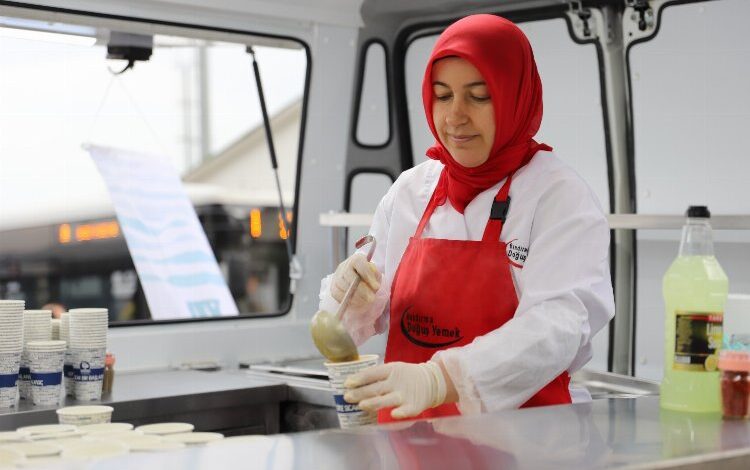 Bandırma’da iç ısıtan ikram Bandırma’da iç ısıtan ikram