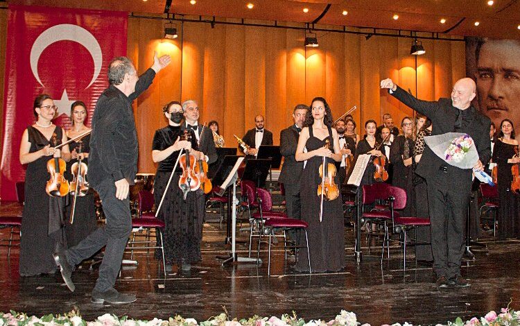 BUSİAD’dan Atatürk’e Beethoven’lı anma