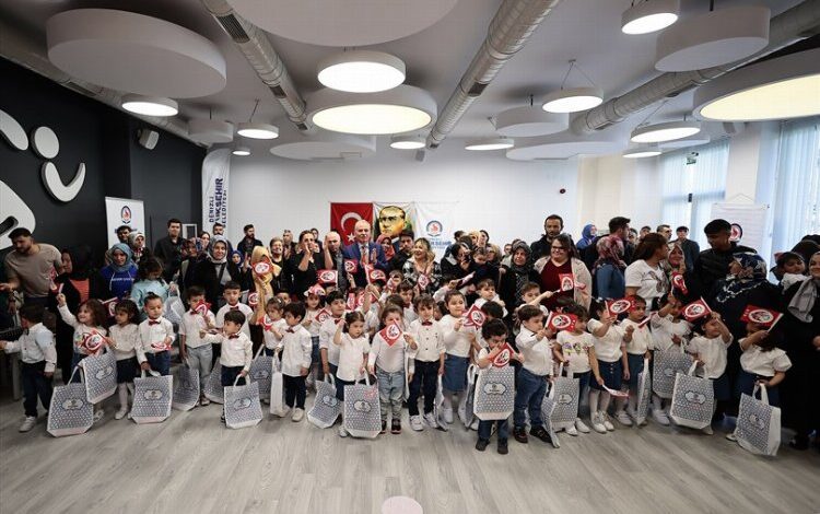 Denizli’de miniklerin bayram coşkusu Denizli’de miniklerin bayram coşkusu