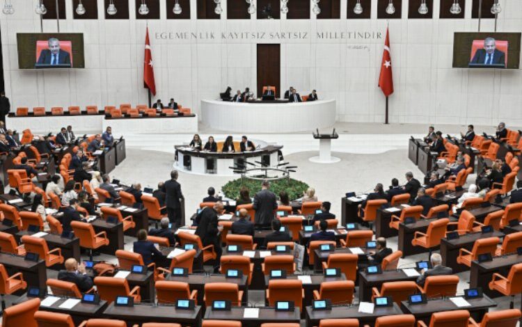 TBMM’de zam teklifi kabul edildi TBMM’de zam teklifi kabul edildi