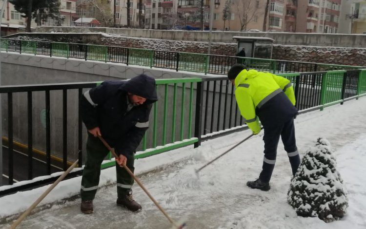 Kocaeli’nde üstgeçitler ve yaya yolları açık