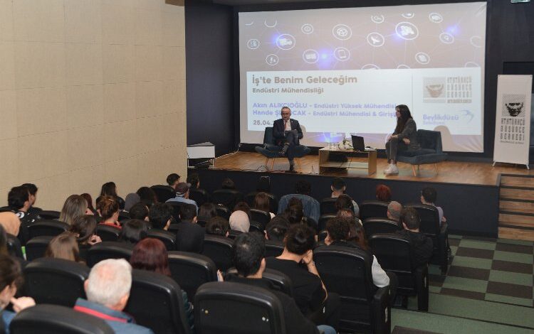 Beylikdüzü’nde ‘Kariyer Günleri’ söyleşileri başladı Beylikdüzü’nde ‘Kariyer Günleri’ söyleşileri başladı