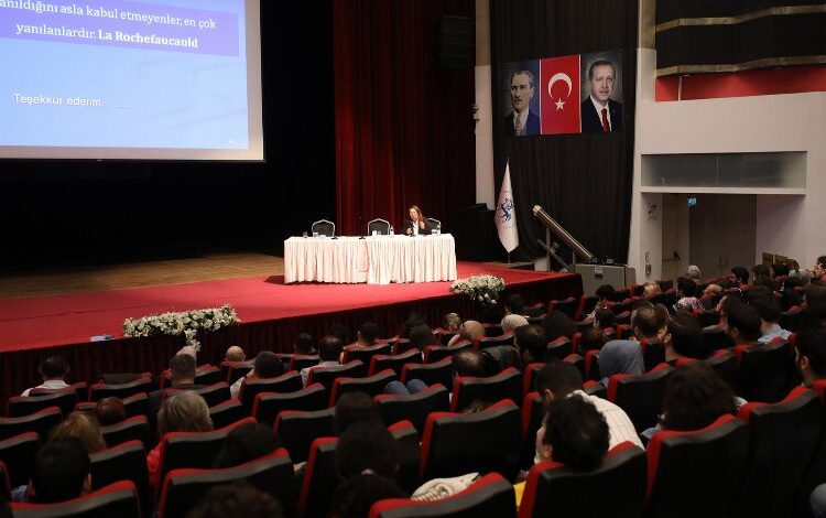 Dokuz Eylül ‘Acil Tıp’ta Türkiye’ye öncü oluyor Dokuz Eylül ‘Acil Tıp’ta Türkiye’ye öncü oluyor