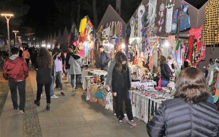 Ramazan Çarşısı kuruluyor Ramazan Çarşısı kuruluyor