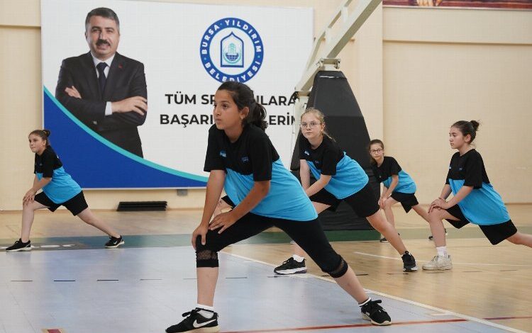 Bursa Yıldırım’da spora yatırım hız kesmiyor