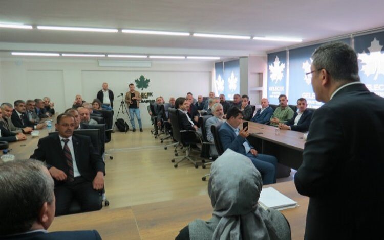 Gelecek Konya ailesi bayramlaştı Gelecek Konya ailesi bayramlaştı