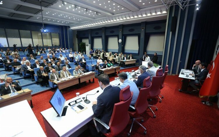 Kayseri Büyükşehir Meclisi’nden Özhaseki’ye vefa