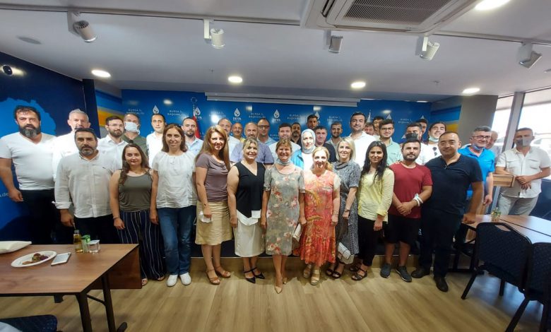 DEVA Bursa’da ilk yüz yüze bayramlaşma DEVA Bursa’da ilk yüz yüze bayramlaşma