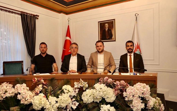 Nevşehir Belediyesi’nden meclis toplantısı Nevşehir Belediyesi’nden meclis toplantısı
