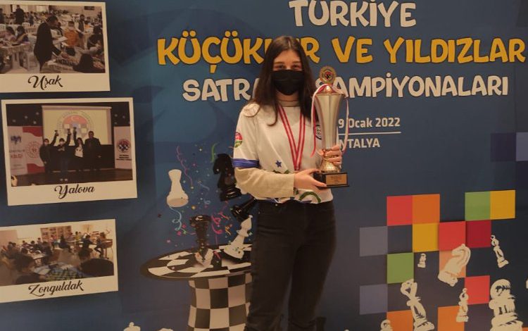 Muğlalı satrançcı Türkiye ikincisi oldu Muğlalı satrançcı Türkiye ikincisi oldu