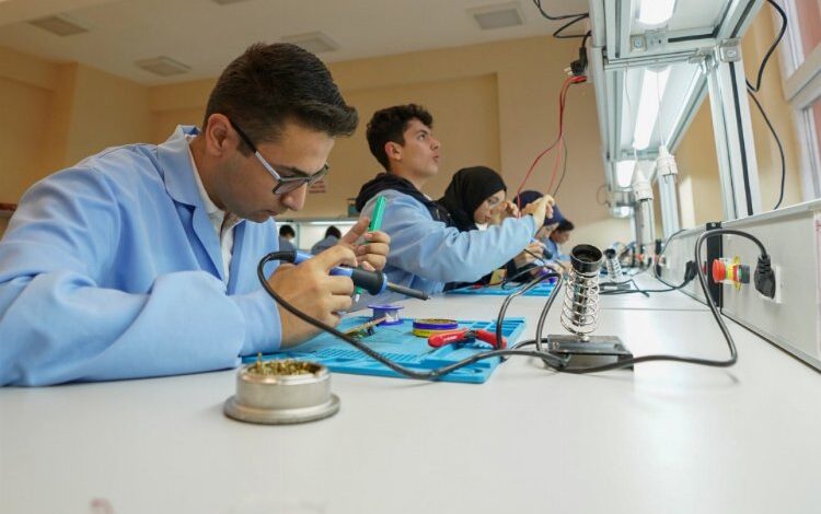 Üreten okullarda ilk 5 il belli oldu Üreten okullarda ilk 5 il belli oldu