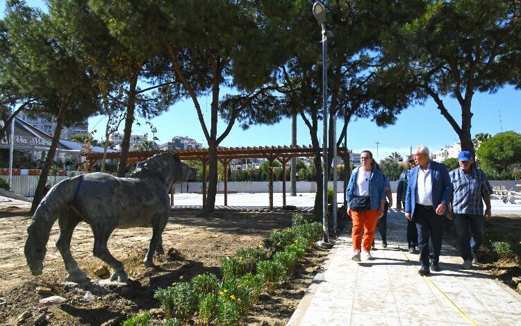 İzmir Karabağlar’da Uğur Mumcu Parkı ‘100. yıla’ hazırlanıyor İzmir Karabağlar’da Uğur Mumcu Parkı ‘100. yıla’ hazırlanıyor