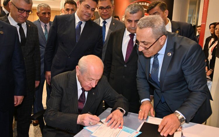 Bahçeli, 28. Dönem için adaylık başvurusunu yaptı