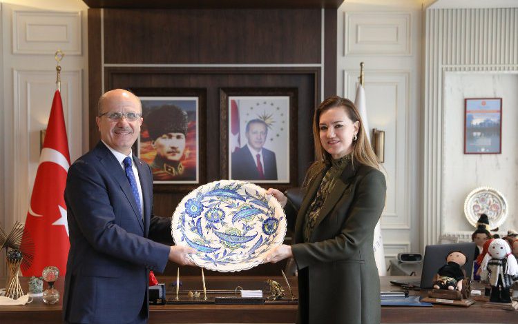 YÖK Başkanı Özvar: “DEÜ her zaman takip ettiğim bir üniversite”