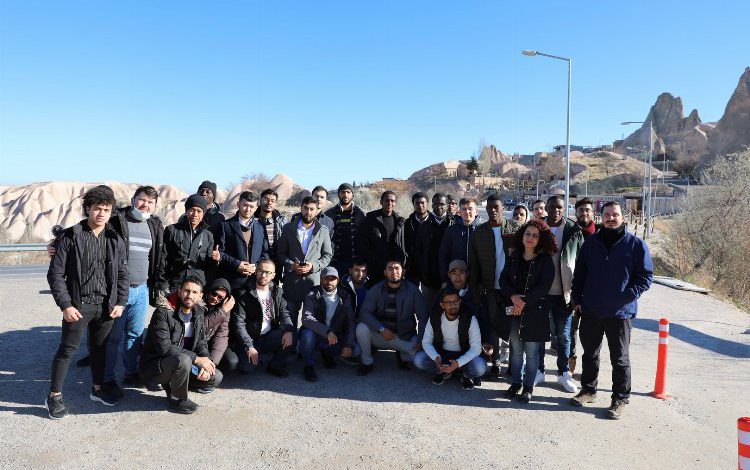 Yabancı öğrencilerden Nevşehir Kayaşehir’e ziyaret Yabancı öğrencilerden Nevşehir Kayaşehir’e ziyaret