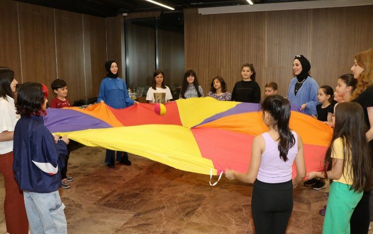 Kocaeli’den ‘Mutlu Çocuklar Okulu’ Kocaeli’den ‘Mutlu Çocuklar Okulu’