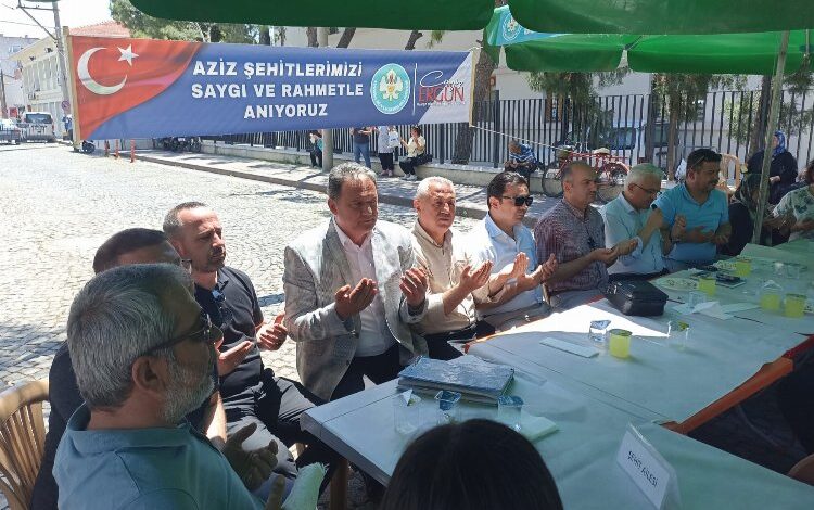Manisa Akhisar’da şehitlere anma Manisa Akhisar’da şehitlere anma