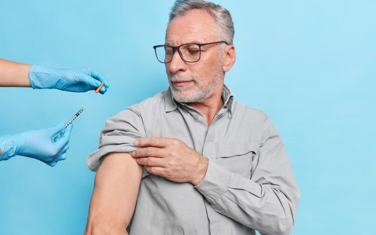 Kalp krizi riski artıyor… Kalp hastaları grip ve zatürre aşısı olmalı Kalp krizi riski artıyor… Kalp hastaları grip ve zatürre aşısı olmalı