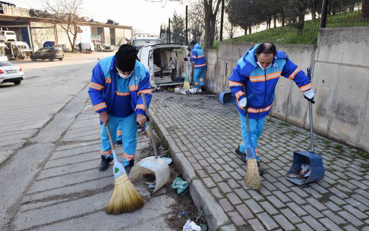 Bursa Yıldırım’da temizlik çalışmaları devam ediyor