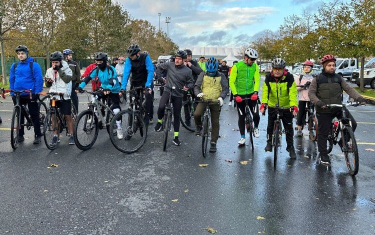 Bisikletçilerden fırtınalı tarih turu Bisikletçilerden fırtınalı tarih turu