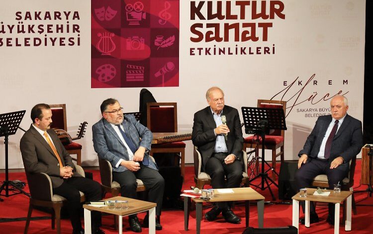 Sakarya’da Süleyman Çelebi programı gönülleri mest etti Sakarya’da Süleyman Çelebi programı gönülleri mest etti