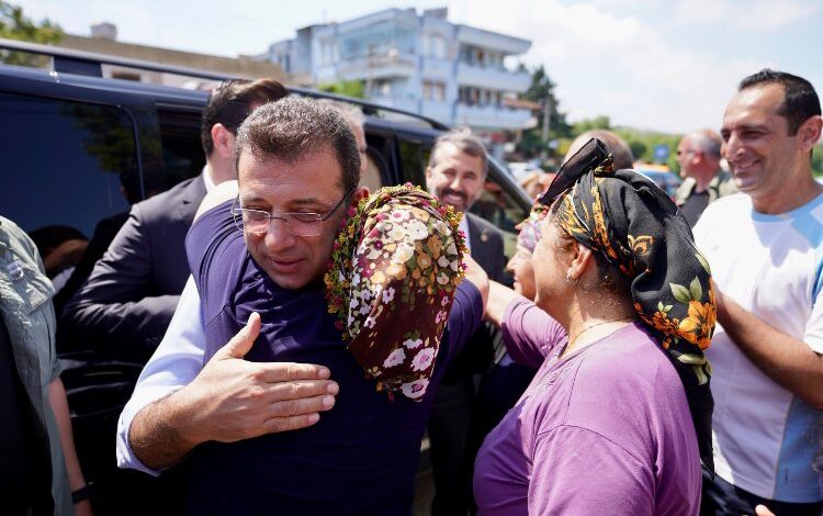 Bayramı depremin vurduğu Hatay’da karşıladı