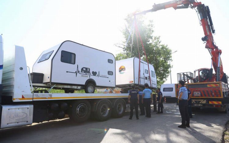 Karavan çekiciler iş başında! Bedava tatile belediyeden geçit yok