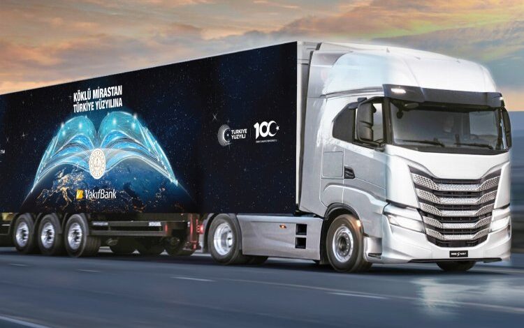 Türkiye Yüzyılına gezici eğitim tırı