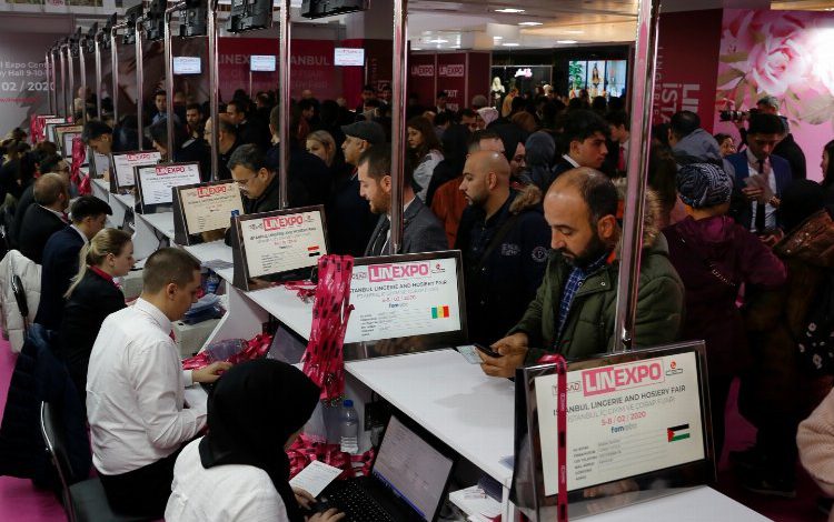 5 bin yabancı İstanbul’a ‘iç giyim’ için geliyor 5 bin yabancı İstanbul’a ‘iç giyim’ için geliyor