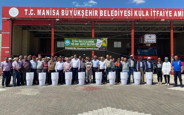 Üzüm üreticisine 100 bin sepet Üzüm üreticisine 100 bin sepet