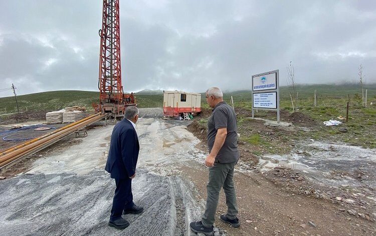 Memduh Büyükkılıç’tan jeotermal sondaj incelemesi Memduh Büyükkılıç’tan jeotermal sondaj incelemesi