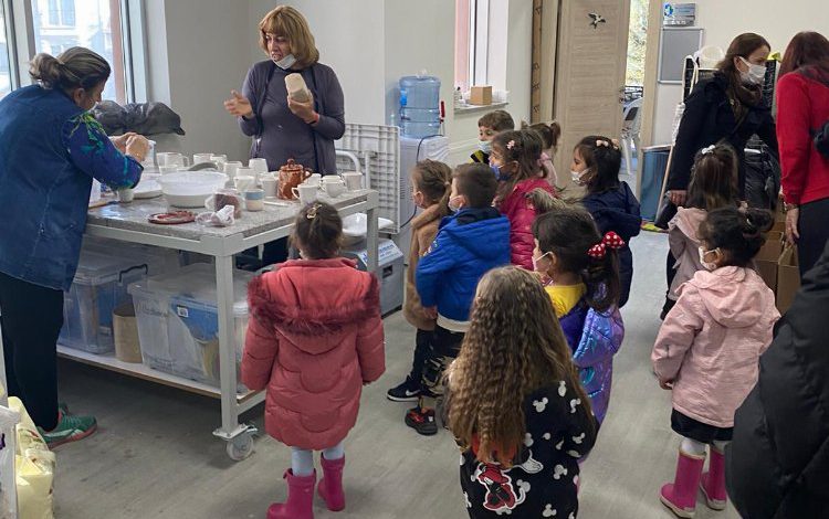 Minikler İZGİM’i ziyaret etti Minikler İZGİM’i ziyaret etti