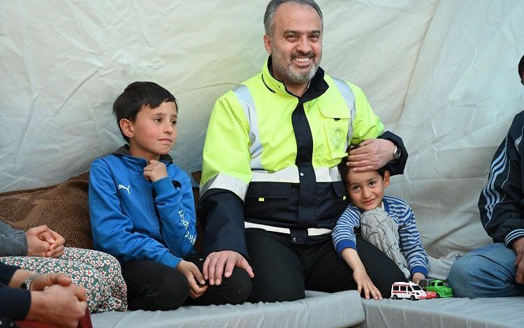 Hataylı afetzedelere Bursa morali