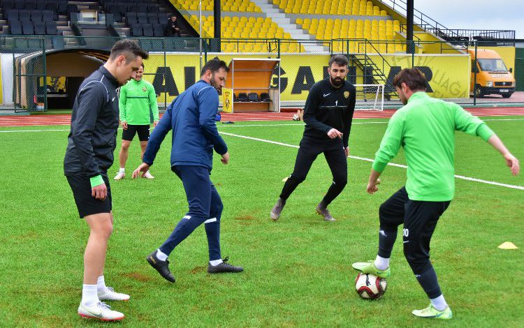 Lider Aliağaspor FK, Çiğli deplasmanına hazırlanıyor
