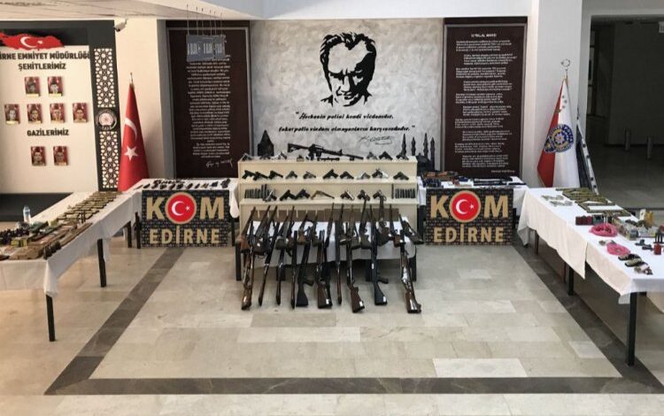 ‘Kukla 22’de 9 tutuklama