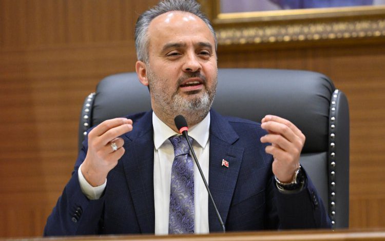 Başkan Aktaş: “Bursaspor’a kayıtsız mı kalsaydım?” Başkan Aktaş: “Bursaspor’a kayıtsız mı kalsaydım?”