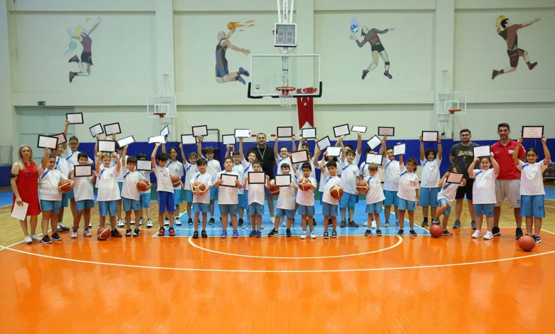 Bursa Nilüfer’de Yaz Spor Okulları’nda ilk dönem bitti Bursa Nilüfer’de Yaz Spor Okulları’nda ilk dönem bitti