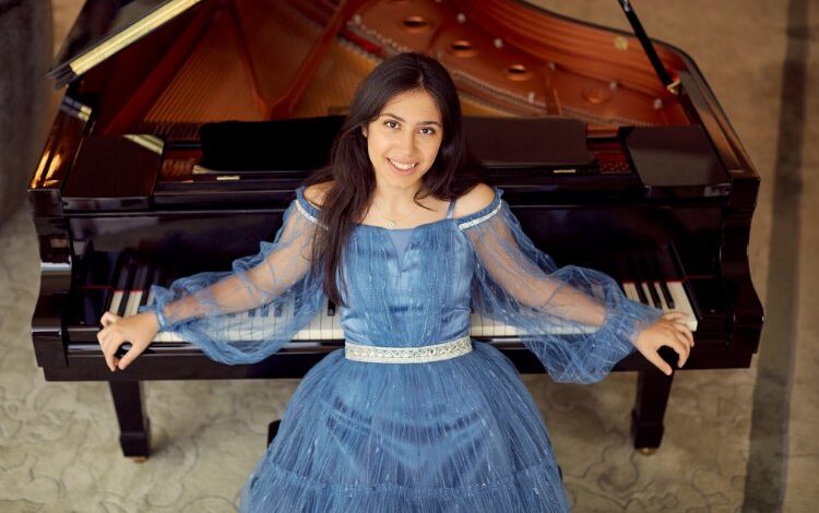 13 yaşındaki genç piyanistin büyük başarısı 13 yaşındaki genç piyanistin büyük başarısı