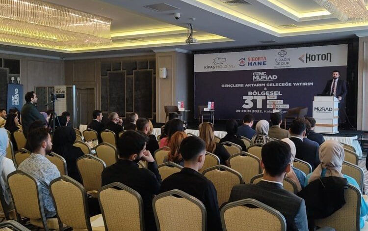 Genç MÜSİAD’tan ‘Gençlere Aktarım, Geleceğe Yatırım’ Paneli Genç MÜSİAD’tan ‘Gençlere Aktarım, Geleceğe Yatırım’ Paneli