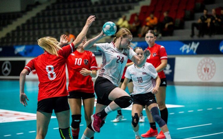 U17 Kızlar Avrupa Şampiyonası’na üstün başladı U17 Kızlar Avrupa Şampiyonası’na üstün başladı