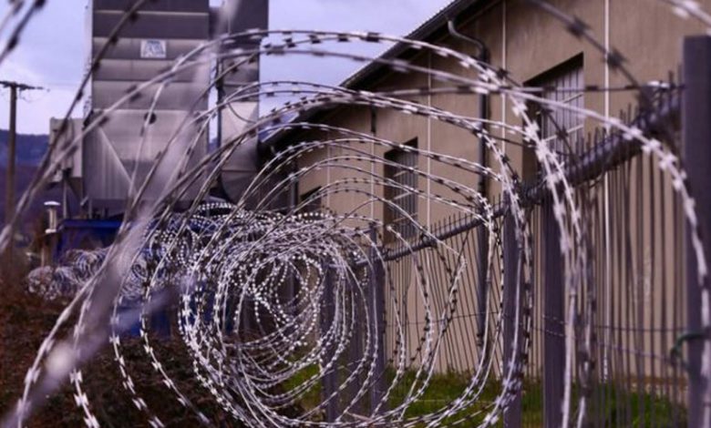 Hindistan’da mahkumlar pul biberle firar etti!