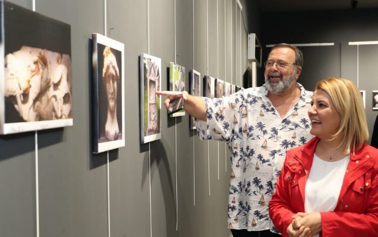 Çocukların gözünden İzmit’in tarihi büyülüyor. Çocukların gözünden İzmit’in tarihi büyülüyor.