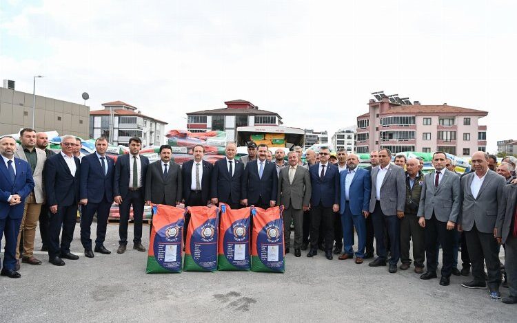 Çiftçiye süt gibi destek Çiftçiye süt gibi destek