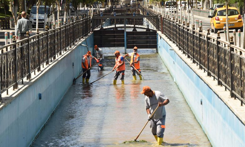Malatya Büyükşehir’den kanal temizliği seferberliği Malatya Büyükşehir’den kanal temizliği seferberliği