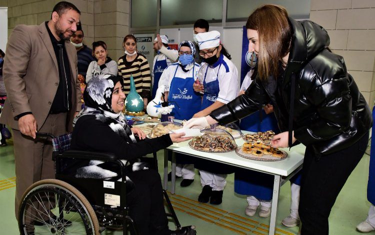 Bursa Yıldırım’da sevgi ‘engel’ tanımadı Bursa Yıldırım’da sevgi ‘engel’ tanımadı